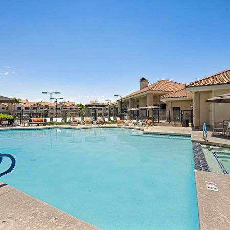 New Cozysuites Tpc Scottsdale With Parking, Pool ภายนอก รูปภาพ